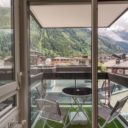 Le Petit Balcon Avec Vue Sur Le Mont-Blanc 2 Etoiles Lejlighed Chamonix Eksteriør billede